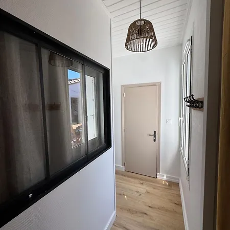 Maison Hyper Centre, Rénové Climatisé Villa